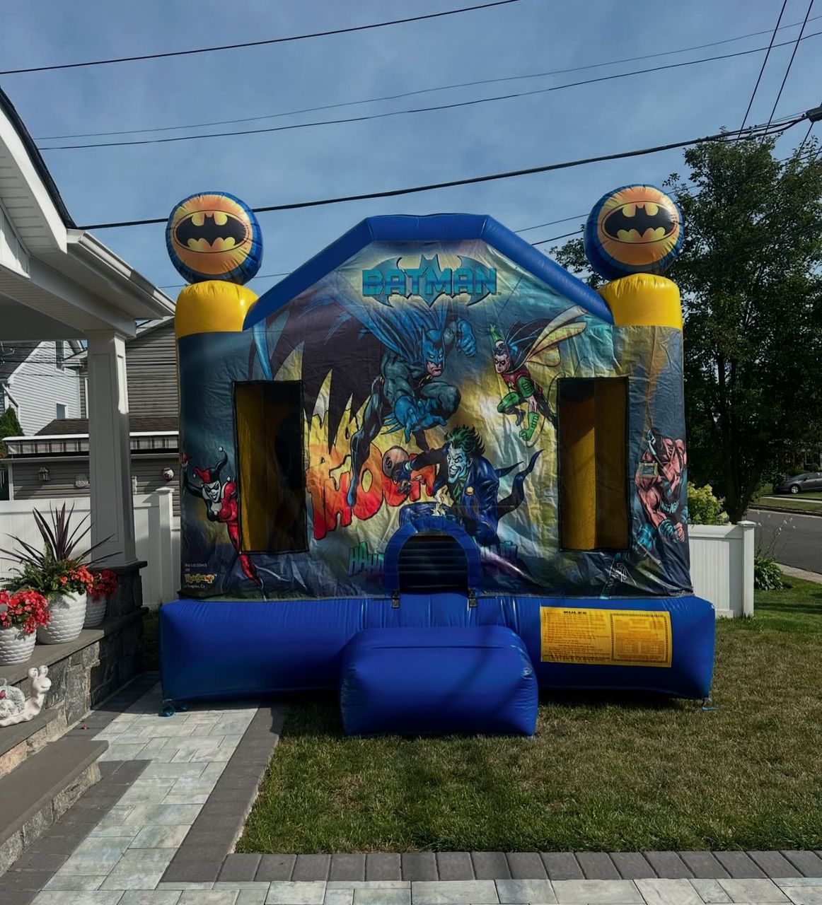 🦇🤡 Hero vs Villain Bounce House