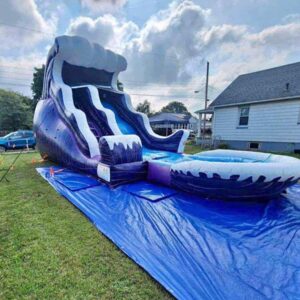 18-foot Oasis Waterslide
