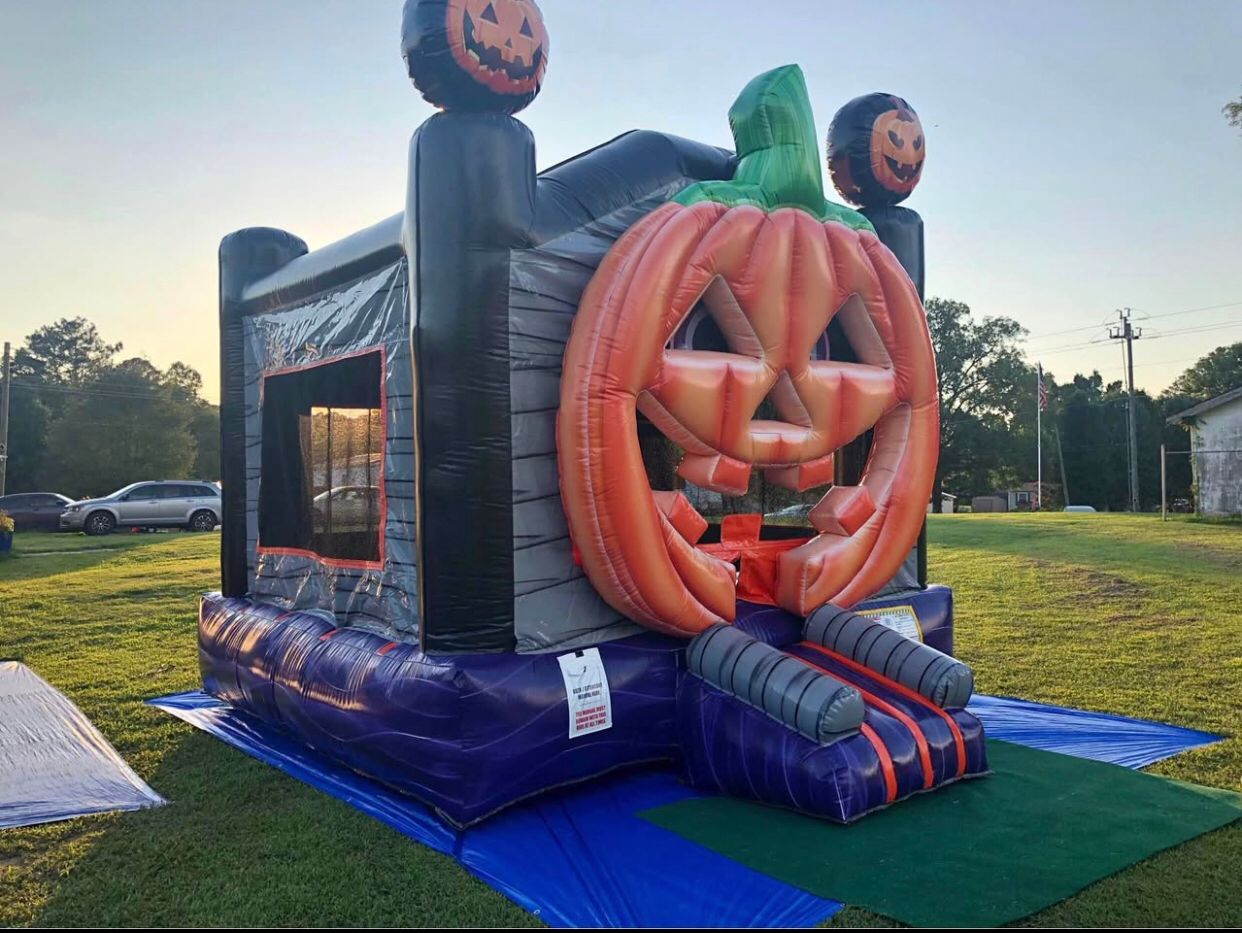 Pumpkin Ghost Castle