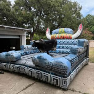 🐂🇲🇽 El Texano Mechanical Bull
